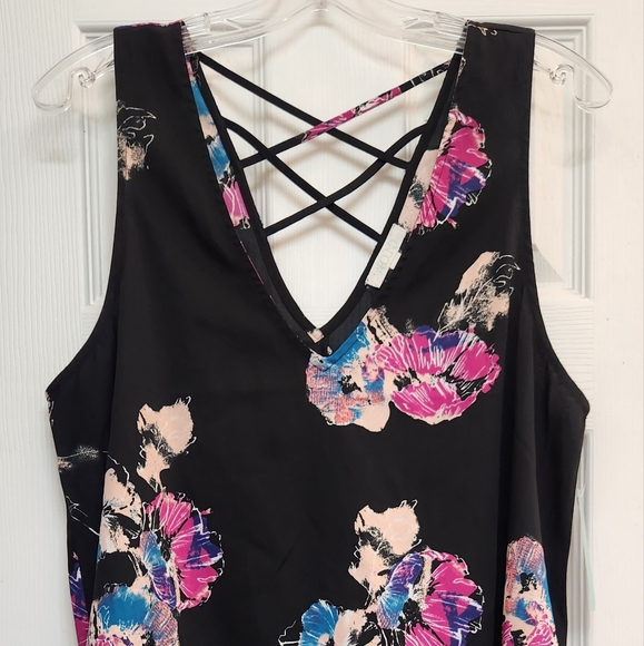 NWT Floral Tank w/ Criss-cross Back - Picture 1 of 11